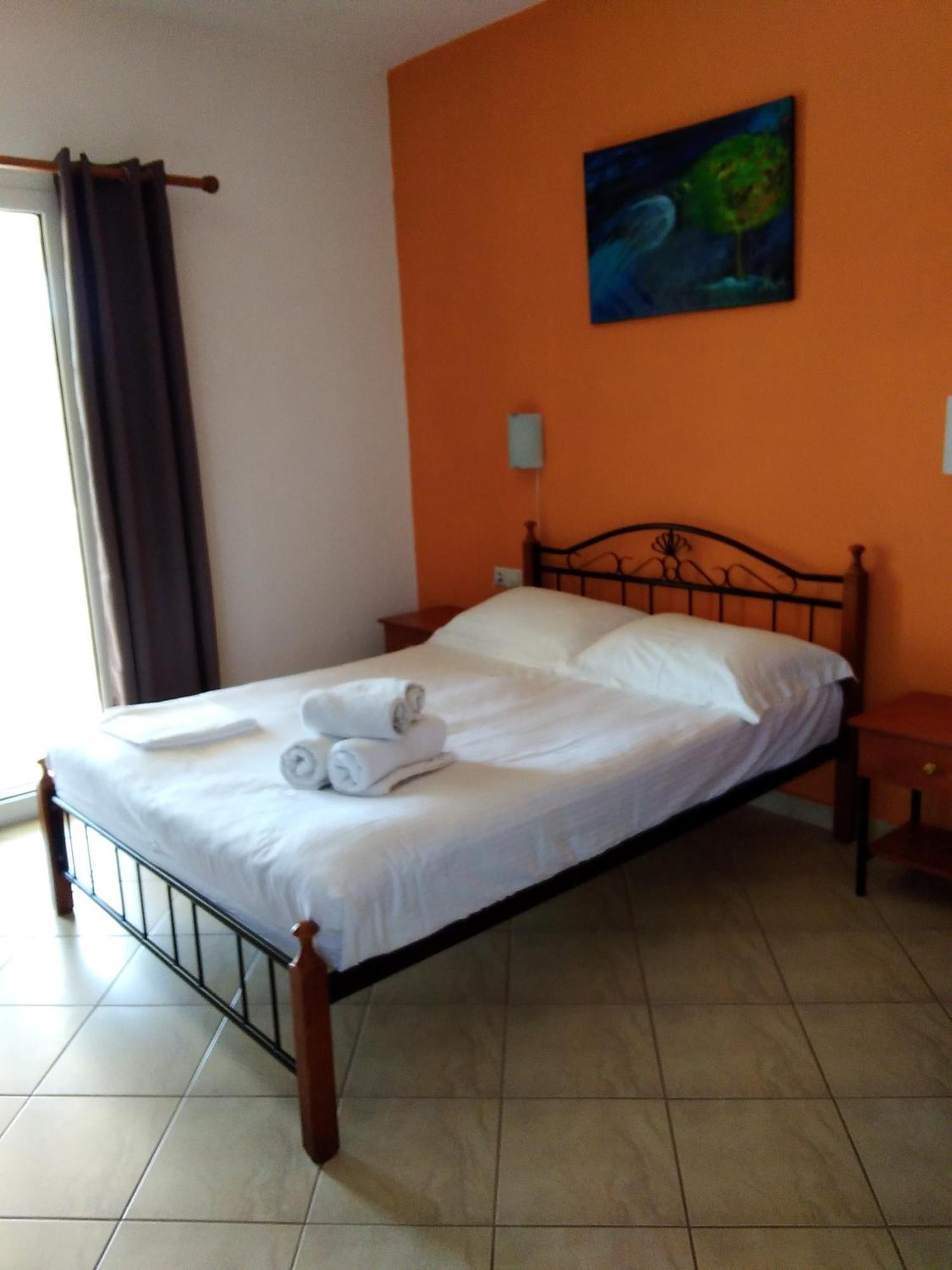 Emmanouil Appartement Kalamos  Buitenkant foto