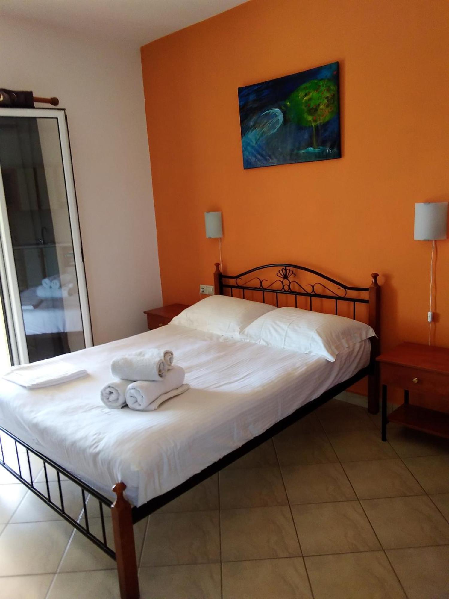 Emmanouil Appartement Kalamos  Kamer foto
